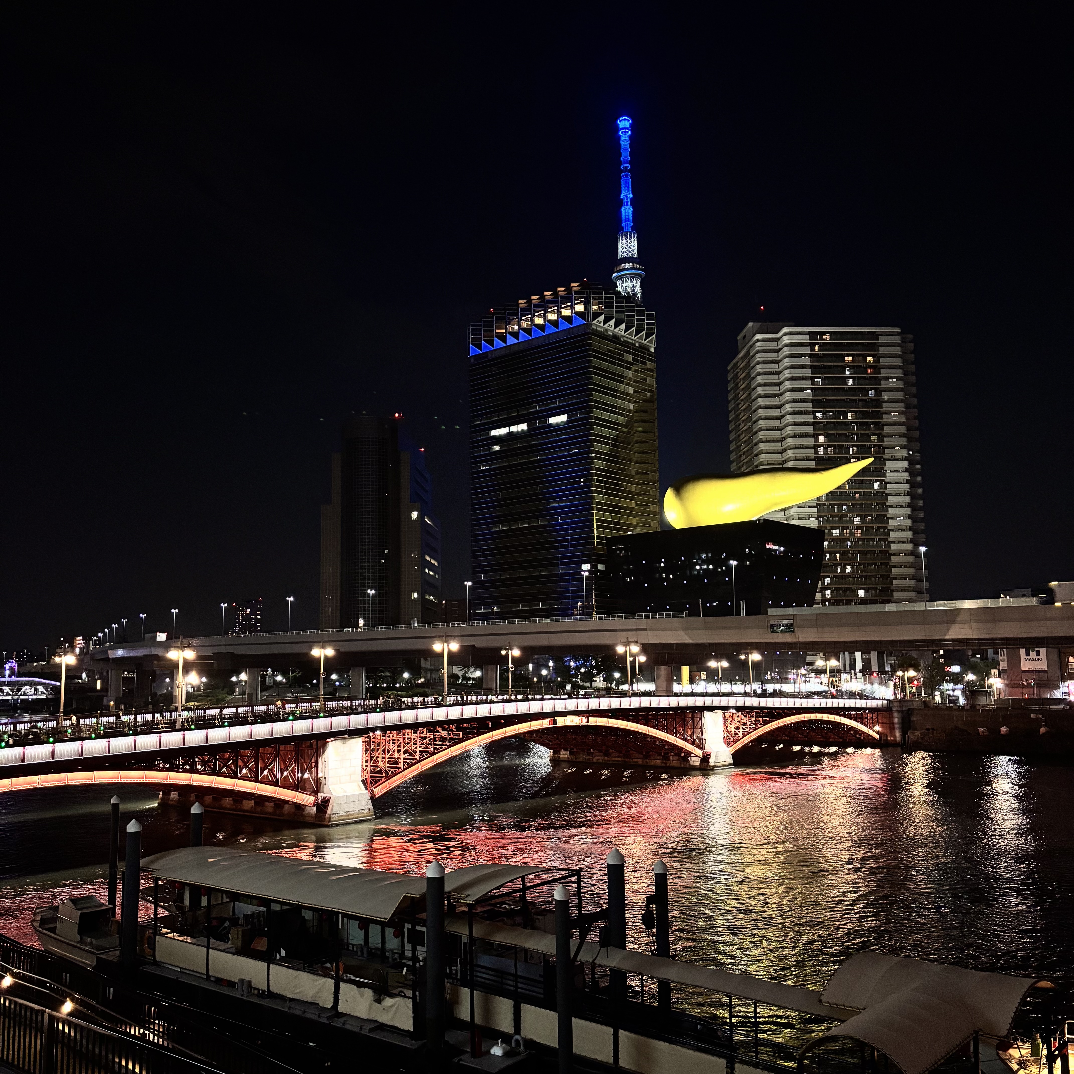 ノンアルコールカクテルで彩る特別な夜景デート