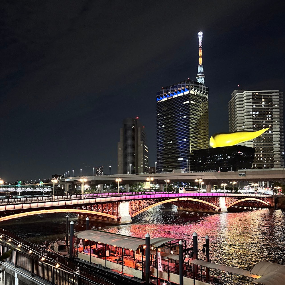 夜景をバックにした至福のディナーデートプラン