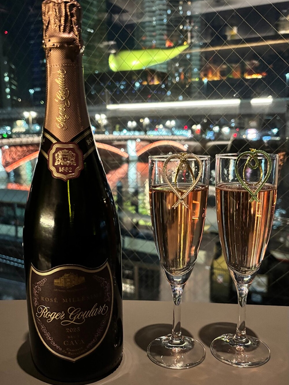 特製シャンパンで乾杯