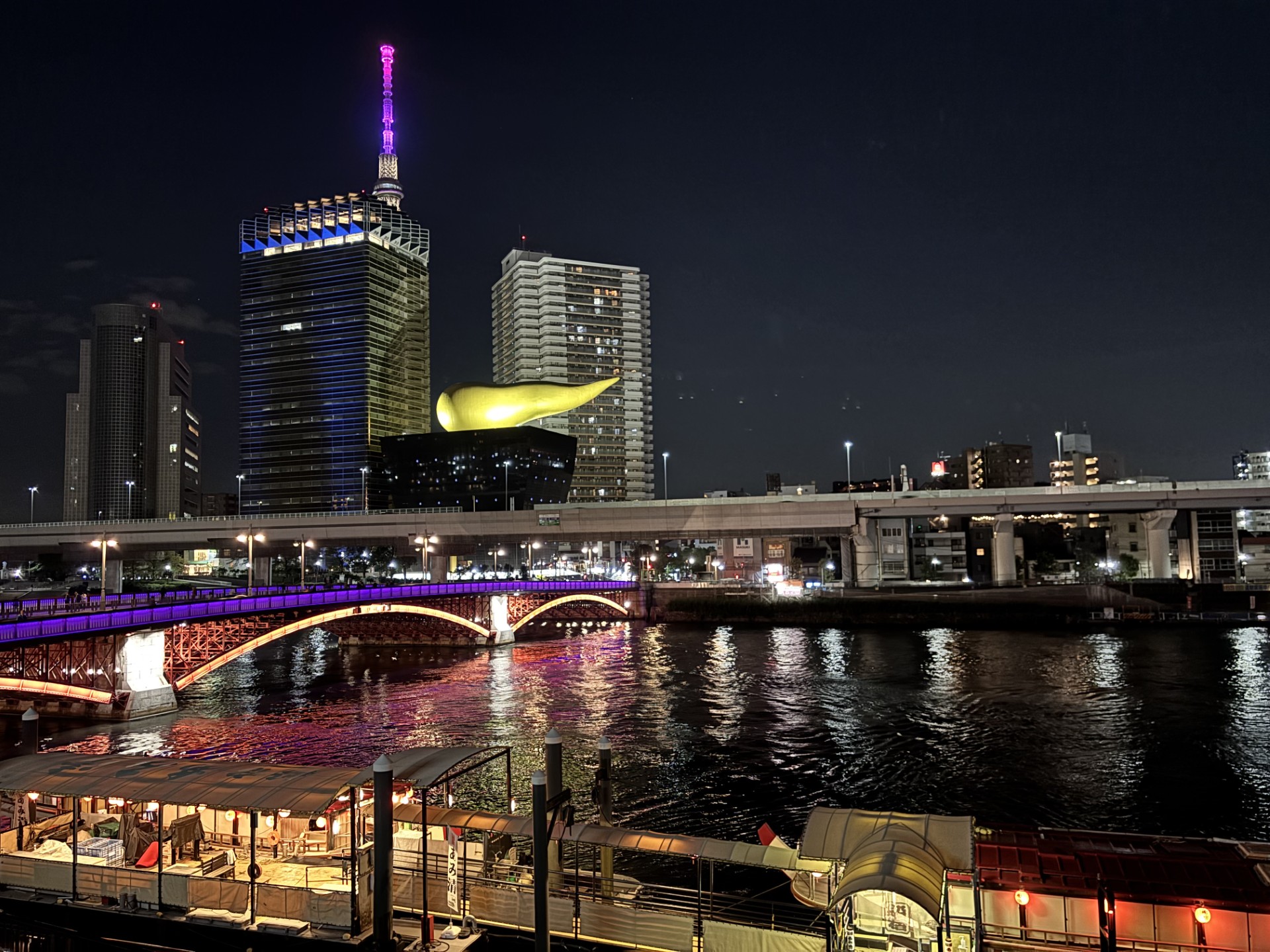 浅草の夜景と一杯に、心ほどけるディナータイムを。